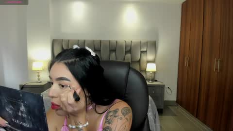  zoee jackson online show from 06/04/26, 07:53