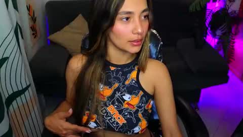 Snapshot of zoee_pamela99 chatting on 06/13/26, 06:00 pamela online show from 06/13/26, 06:00