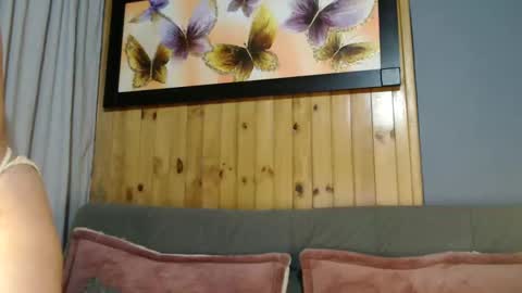 Zoee online show from 09/23/25, 11:30