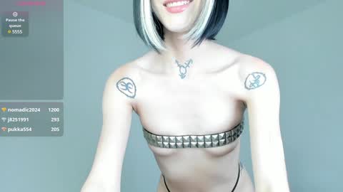 zoe online show from 12/22/24, 04:59