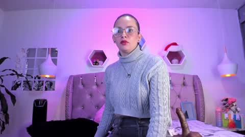 Snapshot of zoehilton chatting on 01/04/25, 02:56 Zoe online show from 01/04/25, 02:56