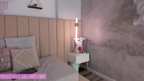 Snapshot of zoemonroee_ chatting on 09/24/25, 09:07 Zoe online show from 09/24/25, 09:07