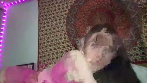 zoepleasing online show from 02/26/25, 10:26