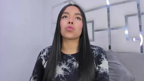 ZoeSwam online show from 12/16/25, 11:04