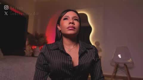 zoevidal_ online show from 02/01/26, 12:04