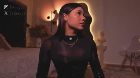 zoevidal_ online show from 03/09/26, 12:20