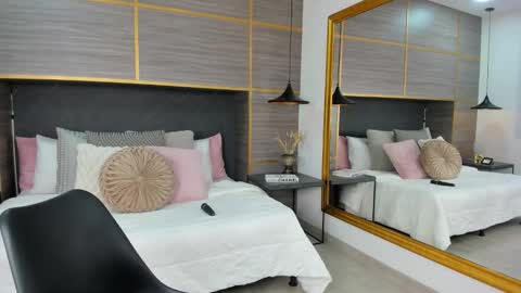 ZOE online show from 12/03/25, 11:08