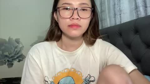 Snapshot of zoey_foryou chatting on 11/30/25, 02:37 zoey_foryou online show from 11/30/25, 02:37