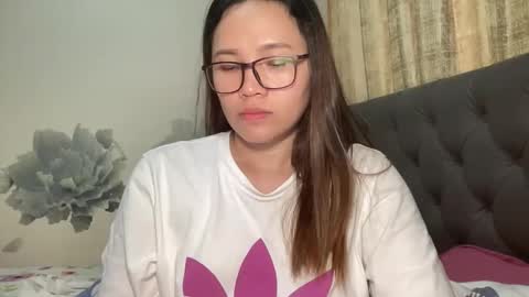 Snapshot of zoey_foryou chatting on 04/30/26, 12:22 zoey_foryou online show from 04/30/26, 12:22