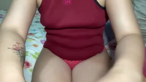 Snapshot of zoey_foryou chatting on 05/04/26, 12:12 zoey_foryou online show from 05/04/26, 12:12