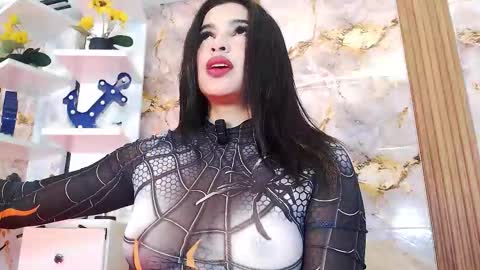 zoey fox  online show from 10/21/25, 11:05