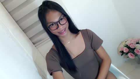 zoey online show from 02/25/25, 07:52