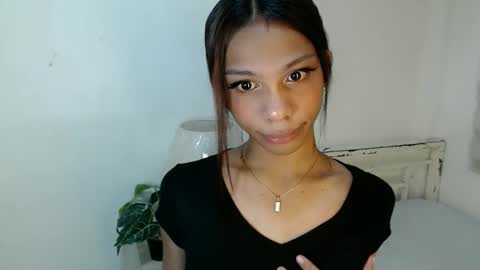 zoey online show from 11/22/25, 04:28