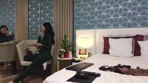 Zoey online show from 02/24/25, 07:30