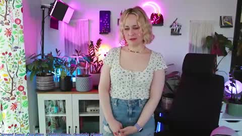 Zoey Ryan online show from 02/27/26, 06:52