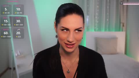 Snapshot of zoezolton chatting on 12/16/24, 05:43 zoezolton online show from 12/16/24, 05:43