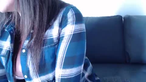 zoibee online show from 01/24/25, 11:48