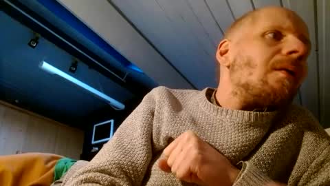 Snapshot of zolexthomas chatting on 01/02/25, 03:40 zolexthomas online show from 01/02/25, 03:40