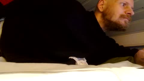 Snapshot of zolexthomas chatting on 02/14/25, 05:14 zolexthomas online show from 02/14/25, 05:14