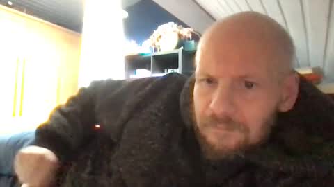 Snapshot of zolexthomas chatting on 11/11/25, 02:17 zolexthomas online show from 11/11/25, 02:17