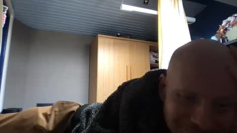 Snapshot of zolexthomas chatting on 03/23/26, 02:10 zolexthomas online show from 03/23/26, 02:10