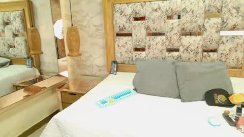 Snapshot of zoley_watson chatting on 09/29/25, 03:11 zoley online show from 09/29/25, 03:11