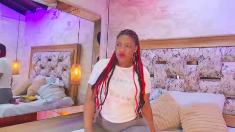 Snapshot of zoley_watson chatting on 11/28/25, 03:20 zoley online show from 11/28/25, 03:20