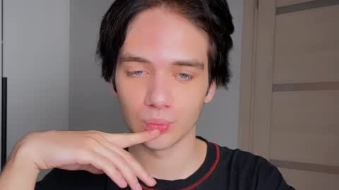 Snapshot of zombde32 chatting on 07/20/26, 03:25 Zombdeeeee online show from 07/20/26, 03:25