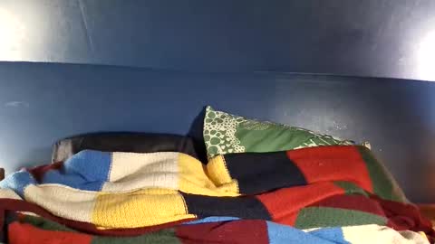 Snapshot of zommmmmmmmm chatting on 11/18/25, 07:29 zom online show from 11/18/25, 07:29