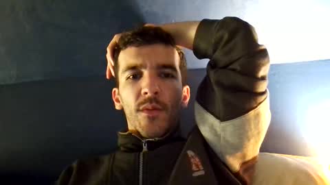 Snapshot of zommmmmmmmm chatting on 11/19/25, 09:48 zom online show from 11/19/25, 09:48