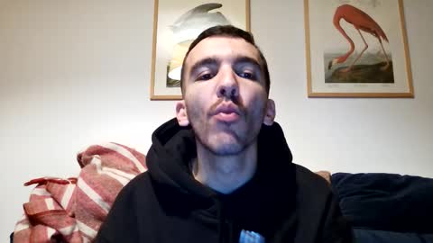 Snapshot of zommmmmmmmm chatting on 11/21/25, 08:29 zom online show from 11/21/25, 08:29