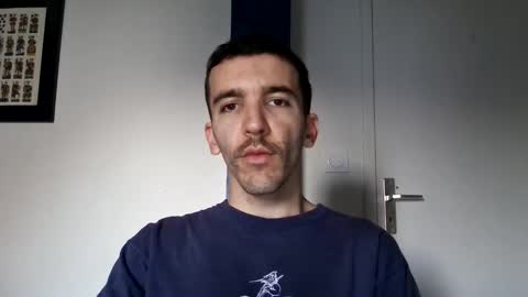 Snapshot of zommmmmmmmm chatting on 11/26/25, 03:57 zom online show from 11/26/25, 03:57