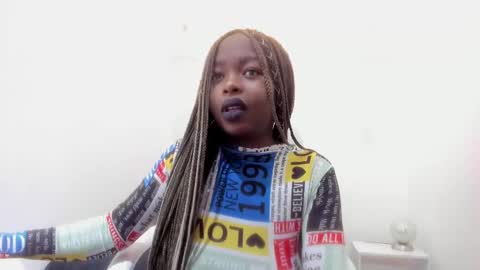 Snapshot of zooee_p chatting on 12/07/24, 11:40 Zooe online show from 12/07/24, 11:40