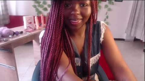 Snapshot of zooee_p chatting on 10/26/25, 09:21 Zooe online show from 10/26/25, 09:21