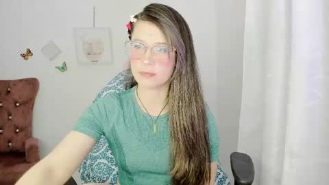 Alicie online show from 05/17/26, 03:59