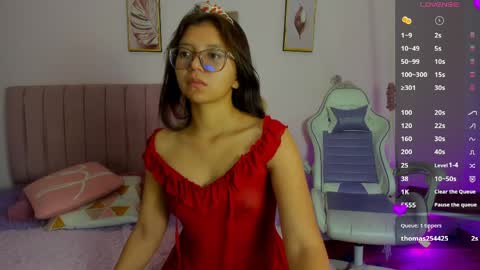 Zoe online show from 04/03/26, 12:36