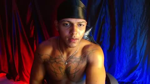 Snapshot of zoriel_derox chatting on 06/08/26, 01:28 Zoriel online show from 06/08/26, 01:28