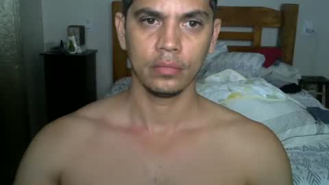 Snapshot of zoro_00 chatting on 06/11/26, 12:36 zoro_00 online show from 06/11/26, 12:36