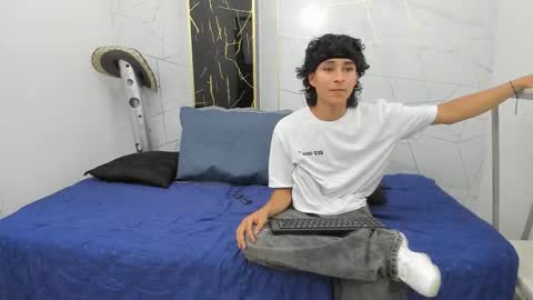     online show from 10/18/25, 08:20