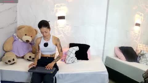 Violeta online show from 01/14/26, 11:27