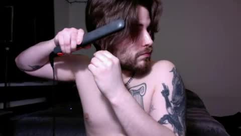 zorvello_83 online show from 04/14/26, 07:31