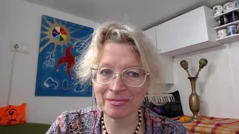 Snapshot of zosya1111 chatting on 12/11/24, 07:53 Zosya1111 online show from 12/11/24, 07:53