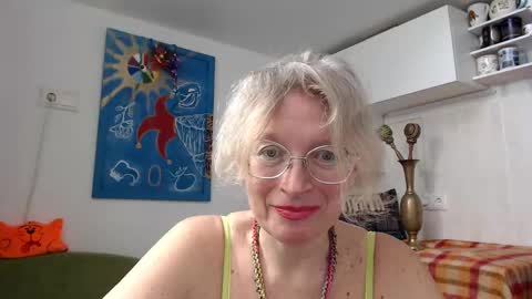 Snapshot of zosya1111 chatting on 12/25/24, 10:17 Zosya1111 online show from 12/25/24, 10:17