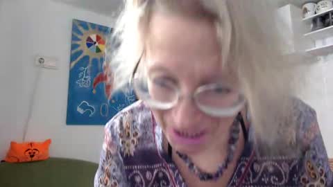 Snapshot of zosya1111 chatting on 01/23/25, 12:09 Zosya1111 online show from 01/23/25, 12:09