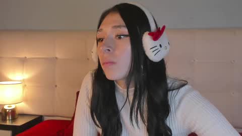 cintya kors online show from 03/05/25, 02:25