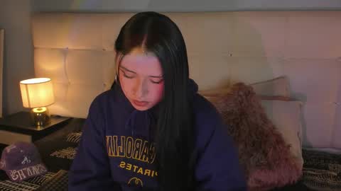 cintya kors online show from 09/25/25, 02:37