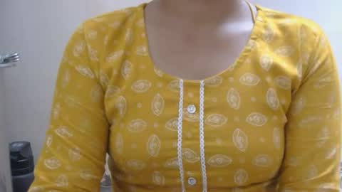 Snapshot of zoya_4u chatting on 02/18/26, 03:52 Zoya online show from 02/18/26, 03:52