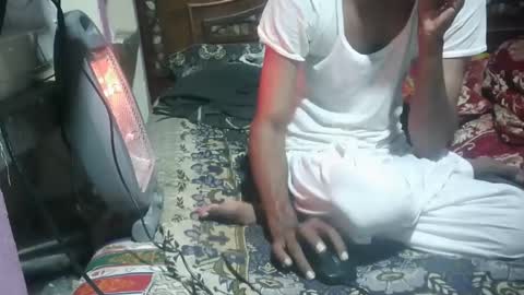 Snapshot of zoyakhan803 chatting on 02/17/25, 12:10 zoyakhan803 online show from 02/17/25, 12:10