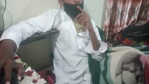 Snapshot of zoyakhan803 chatting on 02/23/25, 02:51 zoyakhan803 online show from 02/23/25, 02:51