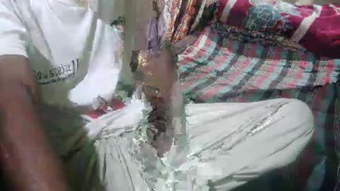 Snapshot of zoyakhan803 chatting on 03/10/25, 07:40 zoyakhan803 online show from 03/10/25, 07:40